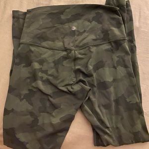 Lululemon camo leggings- align